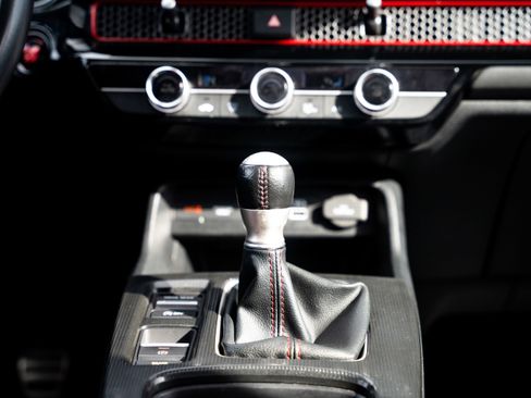 Used 2024 Honda Civic Si image 30