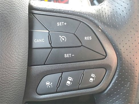 Used 2023 Dodge Durango GT image 13