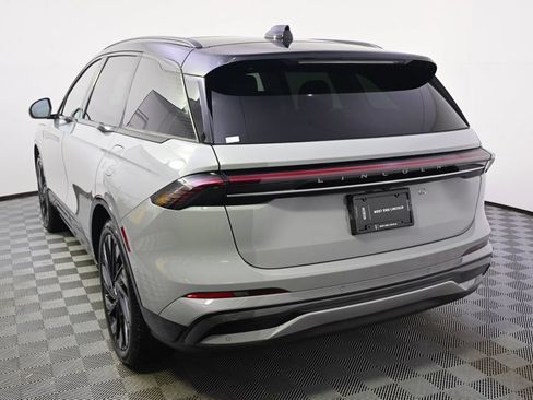 New 2026 Lincoln Nautilus Reserve w/ Jet Appearance Package AWD/4WD image 4