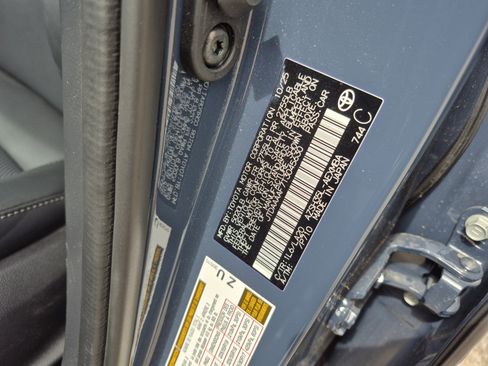 Certified 2026 Toyota Crown XLE image 25