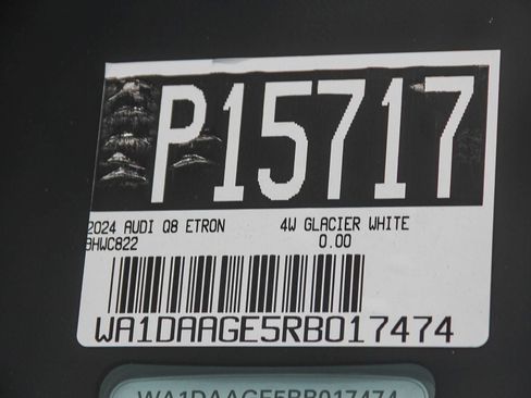 Certified 2024 Audi Q8 e-tron Prestige w/ Prestige Package image 30