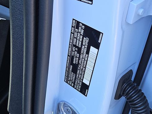 New 2026 Volvo XC40 B5 Plus w/ Climate Package AWD/4WD image 20