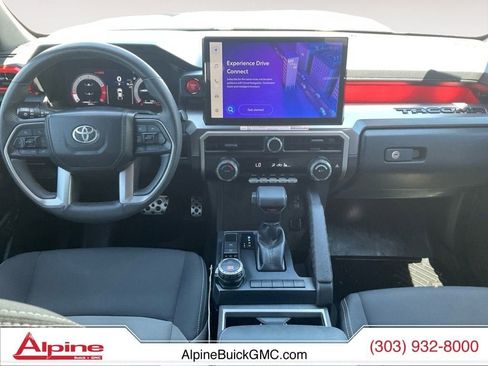 Used 2024 Toyota Tacoma TRD Sport AWD/4WD image 10