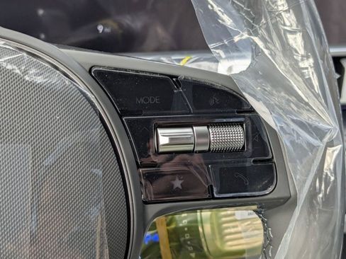 New 2025 Hyundai Ioniq 6 Limited image 16