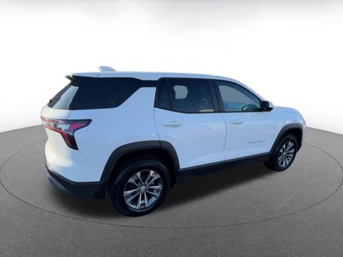 Used 2025 Chevrolet Equinox LT image 13