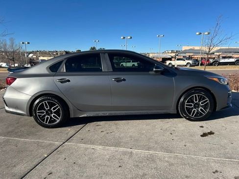 Used 2020 Kia Forte GT image 9