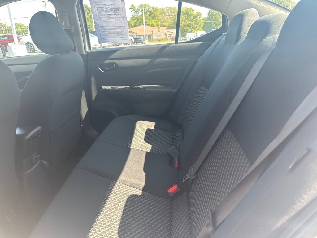 Used 2020 Nissan Versa S FWD image 16