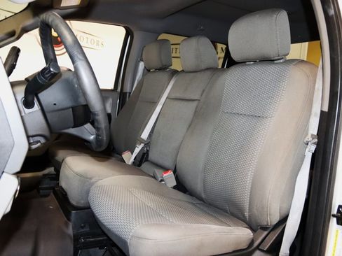 Used 2018 Ford F150 XLT image 30