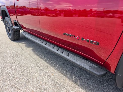 New 2026 GMC Sierra 2500 AT4 w/ AT4 Premium Plus Package AWD/4WD image 9