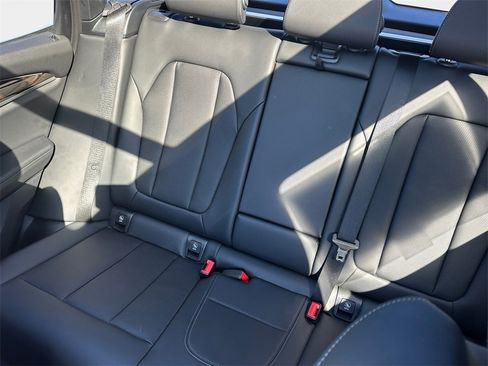 Used 2023 BMW X3 xDrive30i image 9