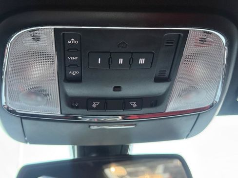 Used 2022 Dodge Charger Scat Pack w/ Dynamics Package RWD image 22