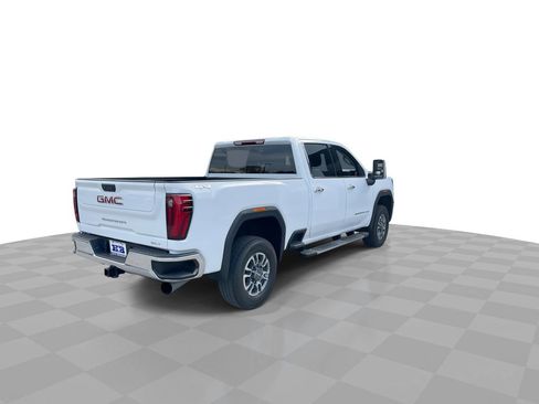 Used 2024 GMC Sierra 2500 SLT image 8