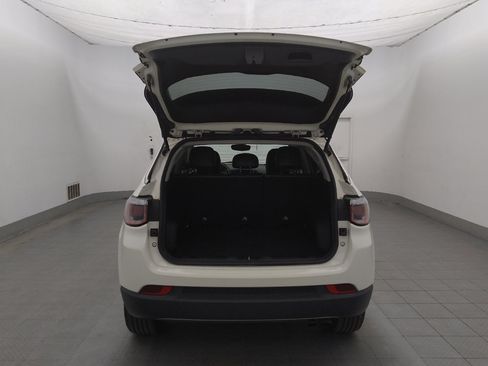 Used 2019 Jeep Compass Limited AWD/4WD image 29