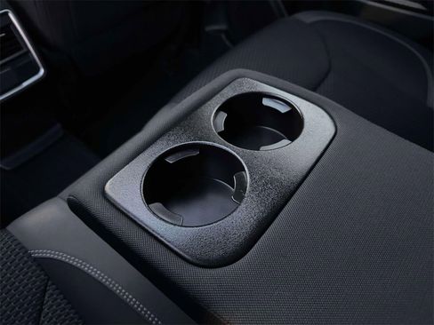 Used 2020 Subaru Forester Premium image 12