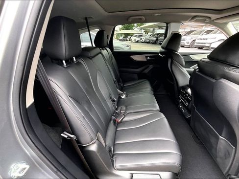Used 2024 Acura MDX SH-AWD image 38