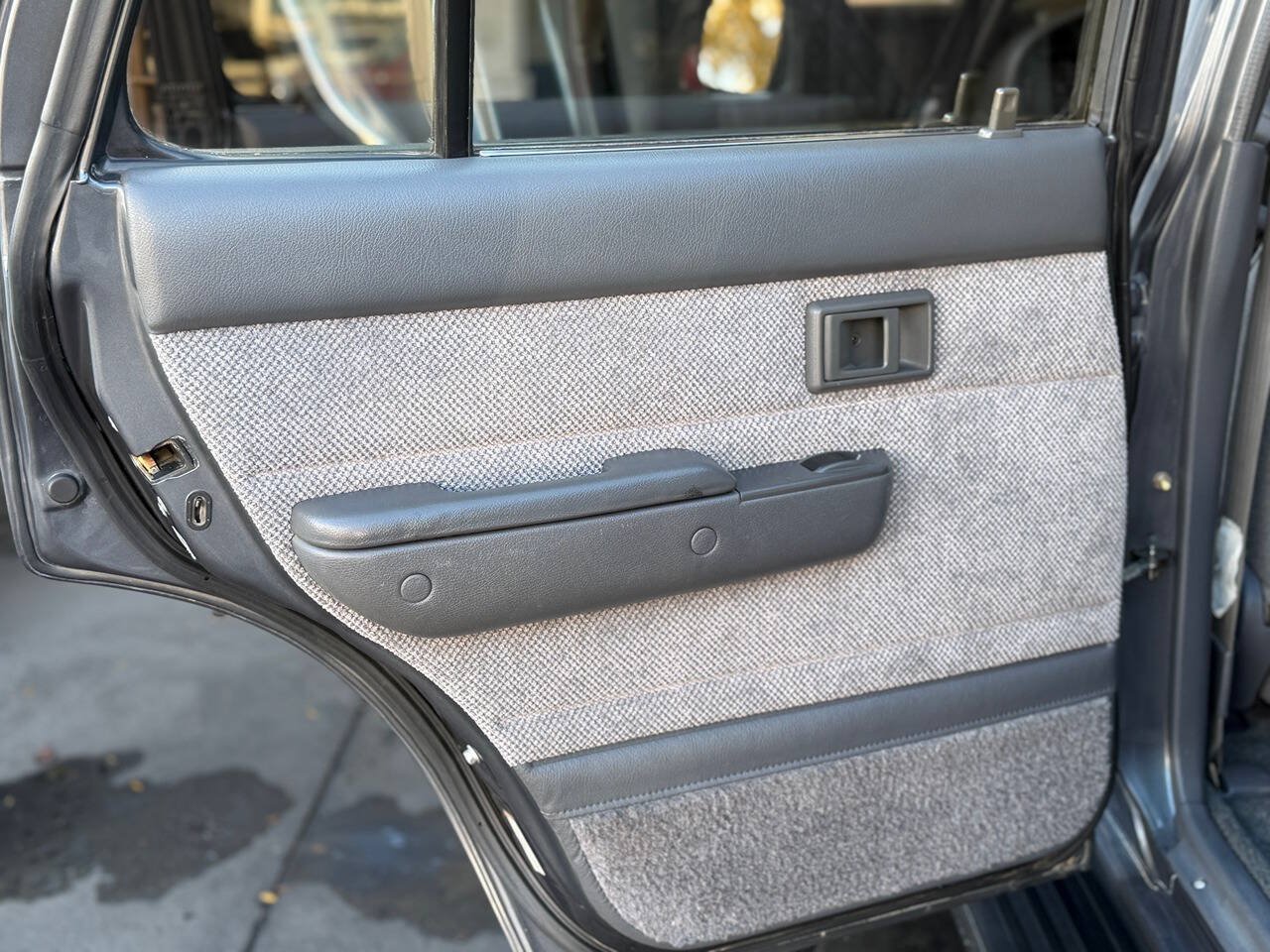 Used 1990 Toyota 4Runner SR5 AWD/4WD image 44