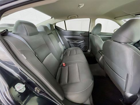 Used 2022 Nissan Altima 2.5 SV FWD image 28