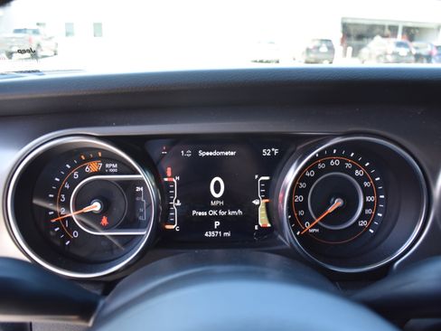 Used 2023 Jeep Wrangler Sport AWD/4WD image 17