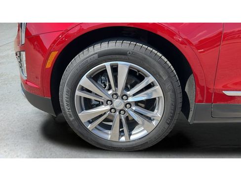Certified 2026 Cadillac XT5 Premium Luxury w/ Driver Assist Package AWD/4WD image 36