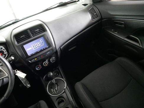 Used 2015 Mitsubishi Outlander Sport ES FWD image 11