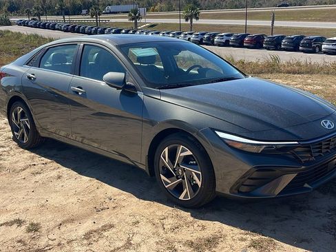 Certified 2026 Hyundai Elantra Limited FWD image 1