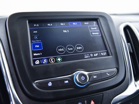 Used 2023 Chevrolet Equinox LT w/ LPO, Floor Liner Package image 19