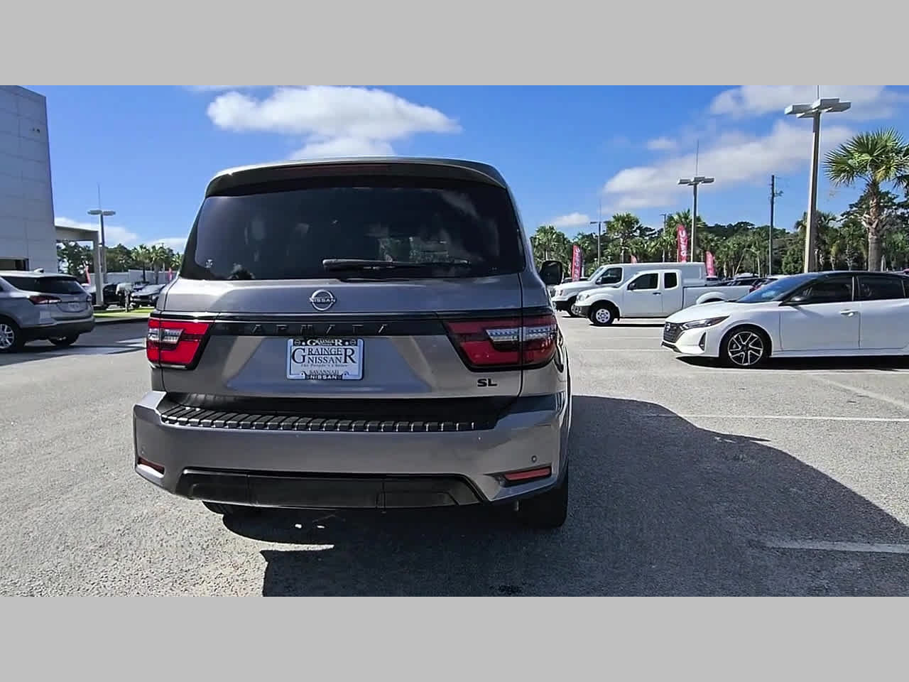 Used 2022 Nissan Armada SL w/ Midnight Edition Package RWD image 32