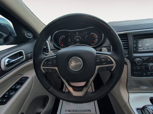 Used 2014 Jeep Grand Cherokee Limited w/ Trailer Tow Group IV image 12