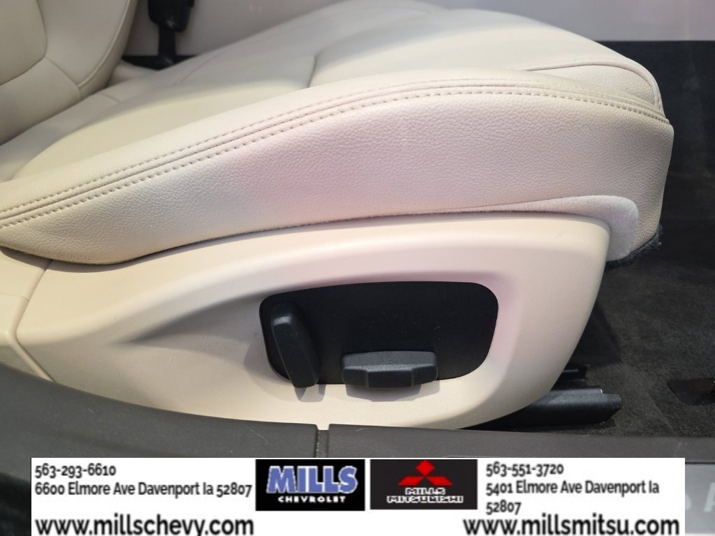 Used 2018 Jaguar XF Premium AWD/4WD image 28