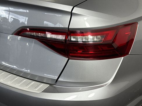 Used 2020 Volkswagen Jetta S image 33