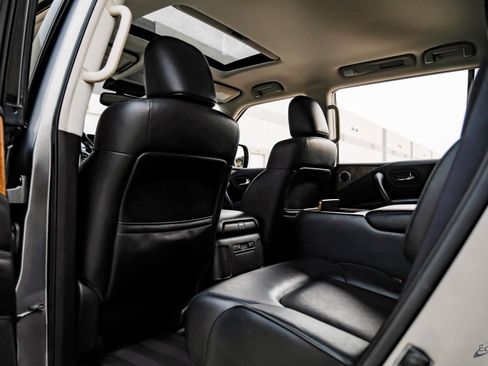 Used 2021 Nissan Armada SL w/ Captain's Chairs Package image 77