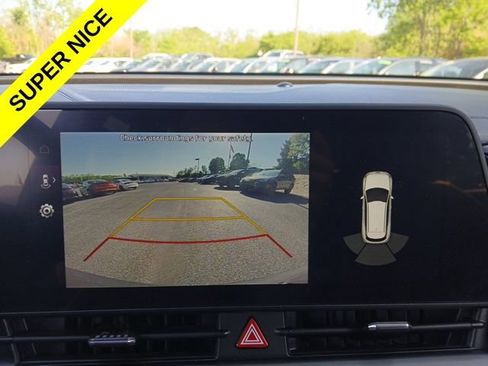 Used 2023 Kia Sportage EX FWD image 17