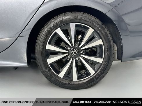 Used 2023 Honda Civic EX image 29