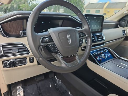 Certified 2021 Lincoln Navigator Reserve w/ Luxury Package AWD/4WD image 27