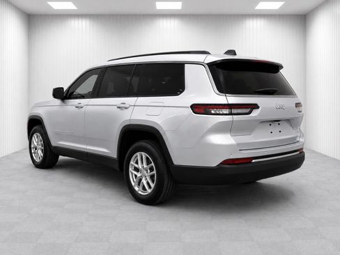 Used 2025 Jeep Grand Cherokee L Laredo RWD image 6