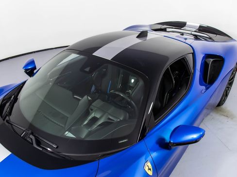 Certified 2022 Ferrari SF90 Stradale AWD/4WD image 32