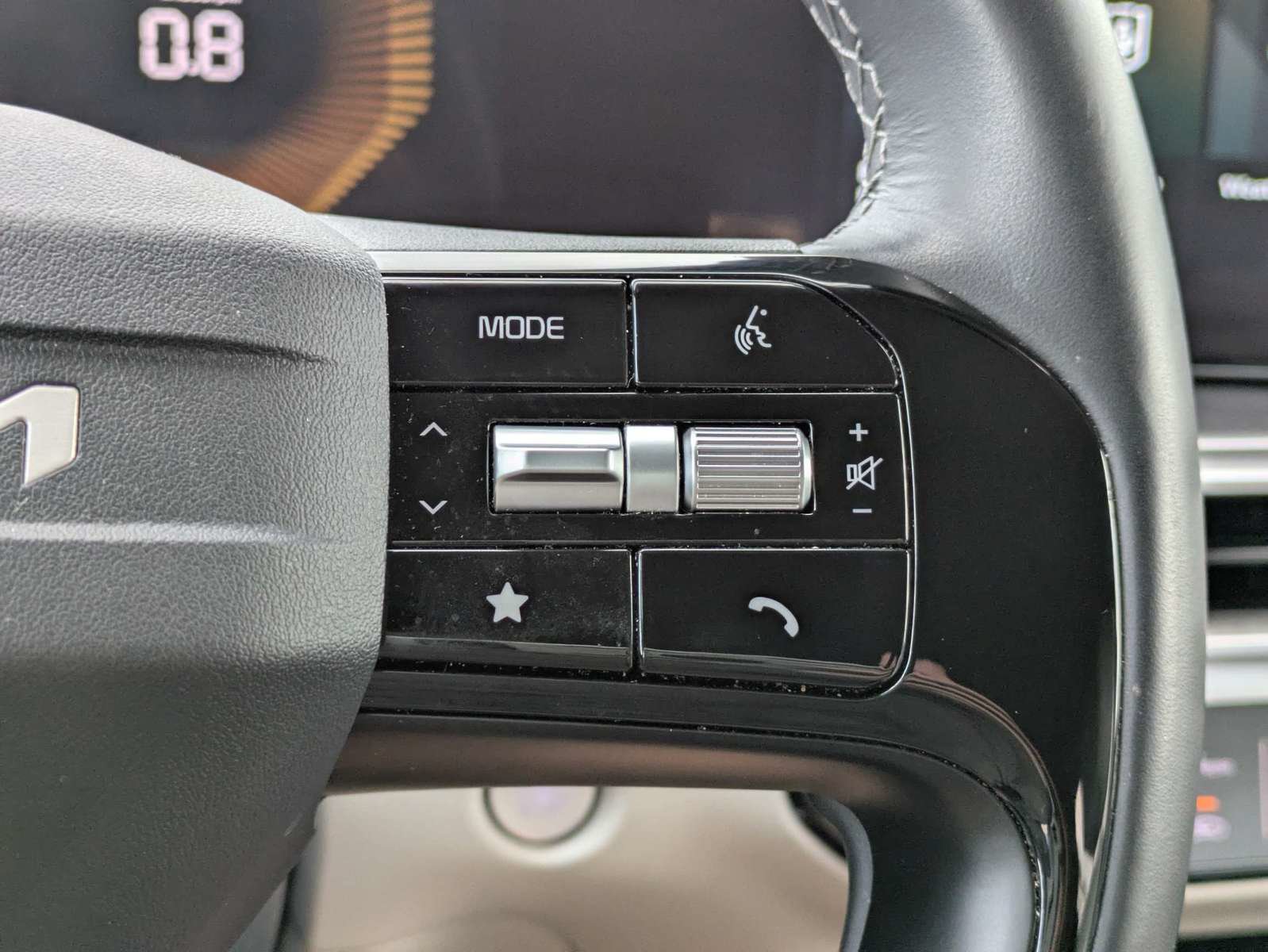Certified 2026 Kia Sorento EX FWD image 22
