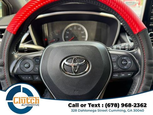 Used 2019 Toyota Corolla Hatchback w/ SE Option Package FWD image 23
