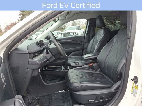 Certified 2021 Ford Mustang Mach-E Select w/ Comfort/Appearance Package image 15