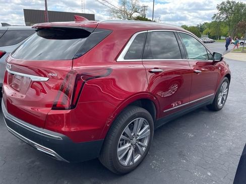 Used 2025 Cadillac XT5 Premium Luxury w/ Technology Package AWD/4WD image 10