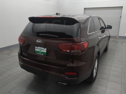 Used 2020 Kia Sorento LX FWD image 7