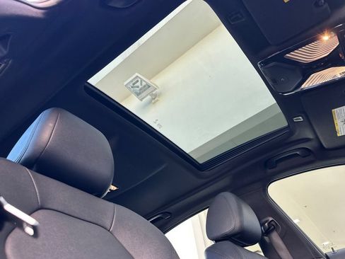 Used 2018 BMW 530i RWD image 17