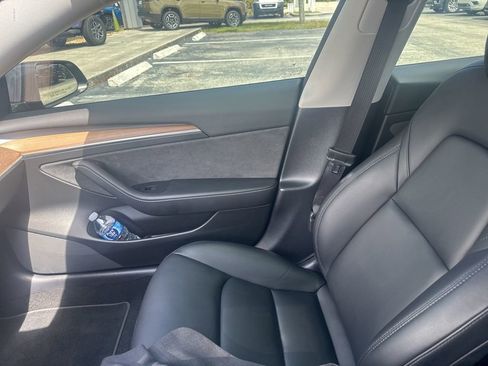 Used 2022 Tesla Model 3 Long Range image 12