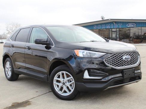 Used 2024 Ford Edge SEL image 2