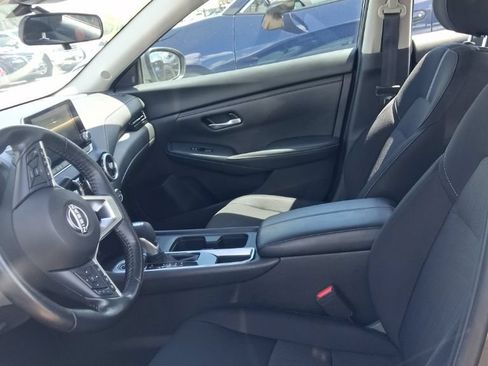 Used 2025 Nissan Sentra SV w/ All-Weather Package FWD image 5
