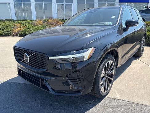New 2026 Volvo XC60 T8 Plus w/ Protection Package Premier AWD/4WD image 2