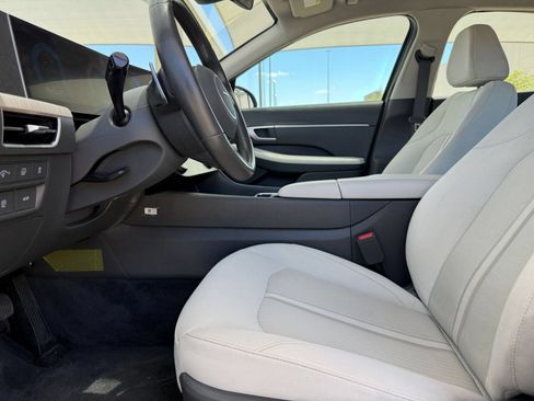 Used 2025 Hyundai Sonata SEL FWD image 27