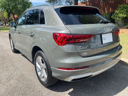 Used 2021 Audi Q3 2.0T Premium w/ Convenience Package AWD/4WD image 3