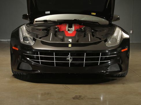 Used 2016 Ferrari FF image 56