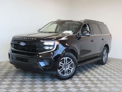 Used 2025 Ford Expedition Active